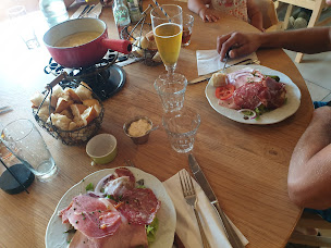 Photo n°81 de restaurant Le Pic Vert à Doucier ()