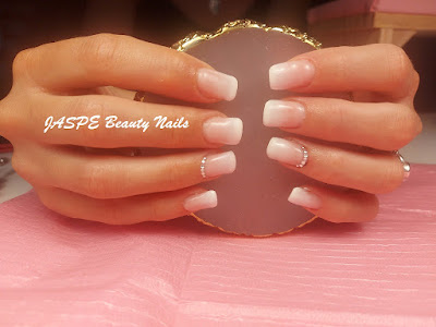 Jaspe Beauty Nails à La Farlède