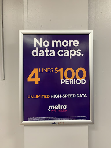 Cell Phone Store «MetroPCS Authorized Dealer», reviews and photos, 1205 Southview Boulevard, S St Paul, MN 55075, USA