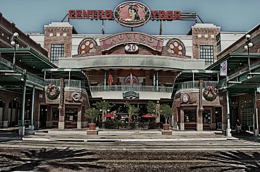 Movie Theater «AMC Classic Centro Ybor 10», reviews and photos, 1600 E