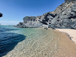 Praia do Espingardeiro'in fotoğrafı imkanlar alanı
