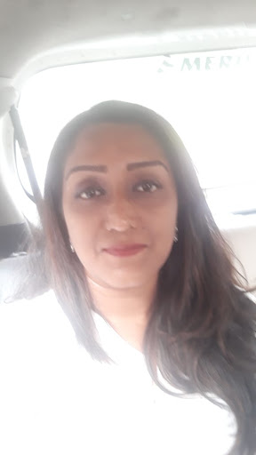 Veena Manish - ICSE English Teacher & Storyteller in Mumbai, India.