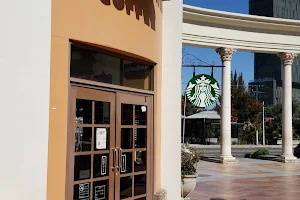 Starbucks Galerías Hipódromo image