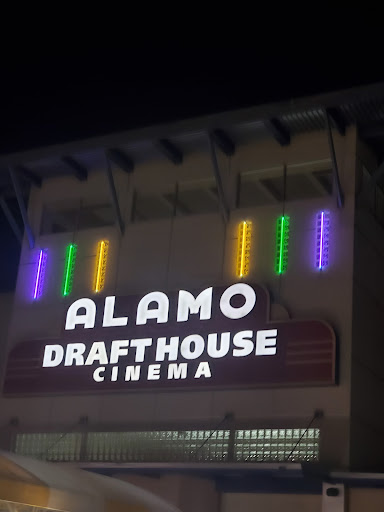 Comedy Club «Laugh Out Loud Comedy Club», reviews and photos, 618 NW Loop 410, San Antonio, TX 78216, USA