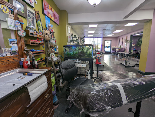 Studio Tattoos, 634 Vernon St, Roseville, CA 95678, USA, 