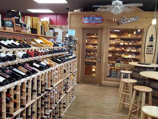 Wine Store «Belleair Market - your corner store», reviews and photos, 510 Indian Rocks Rd N, Belleair Bluffs, FL 33770, USA