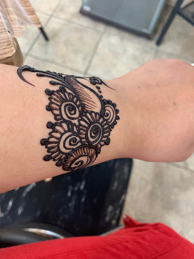 Beauty Salon «Adara Salon», reviews and photos, Adara Salon, 38 W Roosevelt Rd, Lombard, IL 60148, USA