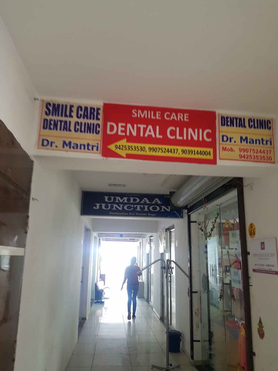 Smile Care Dental Clinic ..Dr.Poonam Mantri ,Indore