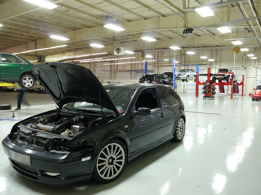 Used Car Dealer «Auto Haus (Williamsburg)», reviews and photos, 212 2nd St, Williamsburg, VA 23185, USA