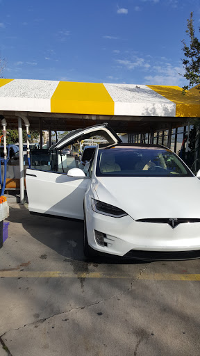 Car Wash «Clean Getaway Car Wash & Detail Center», reviews and photos, 1636 3rd St S, Jacksonville Beach, FL 32250, USA