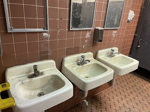 Drive-in Movie Theater «Rubidoux Drive-In Theatre and Swap Meet», reviews and photos, 3770 Opal St, Riverside, CA 92509, USA