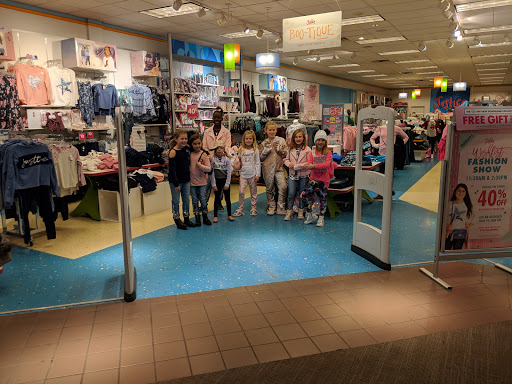 Shopping Mall «Columbia Mall», reviews and photos, 2800 S Columbia Rd, Grand Forks, ND 58201, USA