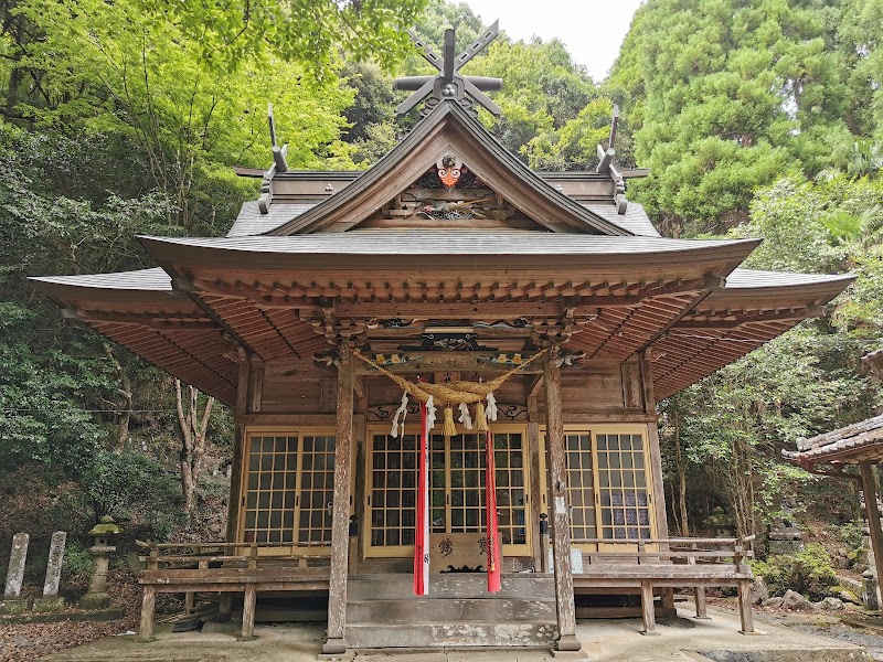 小椎尾神社