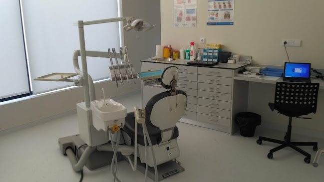 Clinica Medica e Dentaria Vila Chã - Dentista