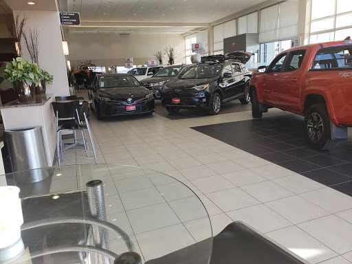 Toyota Dealer «Luther Brookdale Toyota», reviews and photos, 6700 Brooklyn Blvd, Brooklyn Center, MN 55429, USA