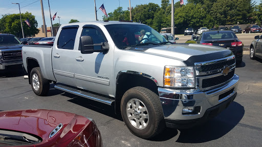 Used Car Dealer «Rose Automotive», reviews and photos, 110 N Erie Blvd, Hamilton, OH 45011, USA