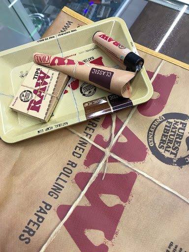 Novelty Store «BAMMEL SMOKE SHOP», reviews and photos, 10911 Bammel North Houston Rd, Houston, TX 77086, USA