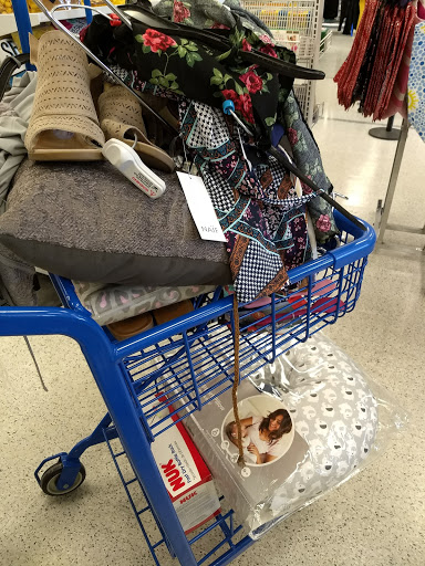 Shopping Mall «Southroads Shopping Center», reviews and photos, 5211 E 41st St, Tulsa, OK 74135, USA