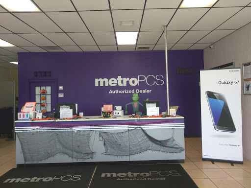 Cell Phone Store «MetroPcs Authorized Dealer», reviews and photos, 105 N Lake Shore Way, Lake Alfred, FL 33850, USA