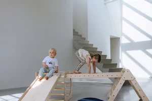 Jindl | houten speelgoed | montessori | balance board | klimrekken | open ended | speeltenten | kindermeubels en meer... image