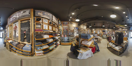 Shoe Store «Vans», reviews and photos, 1314 Pacific Coast Hwy, Hermosa Beach, CA 90254, USA