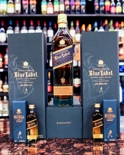 Liquor Store «FERNANDEZ SQUARE LIQUORS», reviews and photos, 342 Broad St, Providence, RI 02907, USA