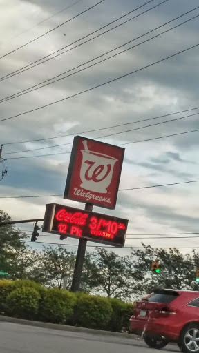 Drug Store «Walgreens», reviews and photos, 361 E Waterloo Rd, Akron, OH 44319, USA