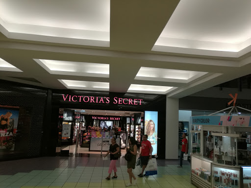 Victoria's Secret Albrook Mall