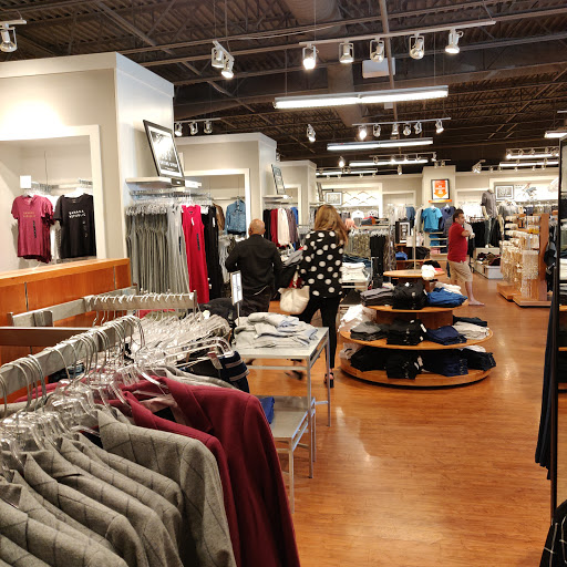 Clothing Store «Banana Republic», reviews and photos, 820 W Stacy Rd, Allen, TX 75013, USA