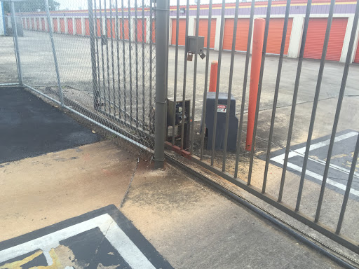 Self-Storage Facility «Public Storage», reviews and photos, 2700 Shaver St, Pasadena, TX 77502, USA