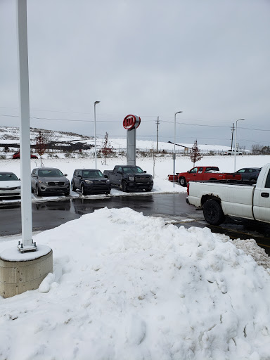 Car Dealer «Summit Place Kia», reviews and photos, 2200 Elizabeth Lake Rd, Waterford Twp, MI 48328, USA