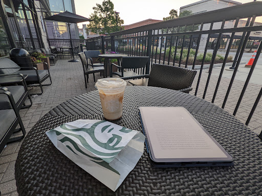 Coffee Shop «Starbucks», reviews and photos, 515 Village Center Dr, Burr Ridge, IL 60527, USA