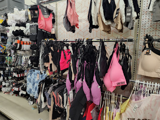 Discount Store «Big Lots», reviews and photos, 29712 Southfield Rd, Southfield, MI 48076, USA