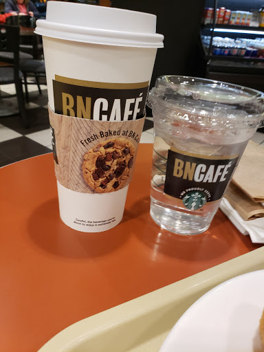 Book Store «Barnes & Noble», reviews and photos, 4100 Summit Plaza Dr, Louisville, KY 40241, USA