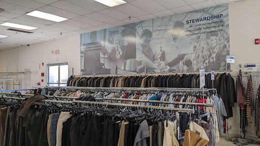 Thrift Store «Goodwill Industries Store & Donation Center», reviews and photos, 380 Saw Mill River Rd, Elmsford, NY 10523, USA