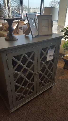 Furniture Store «Ashley HomeStore», reviews and photos, 80 Nardozzi Pl, New Rochelle, NY 10801, USA