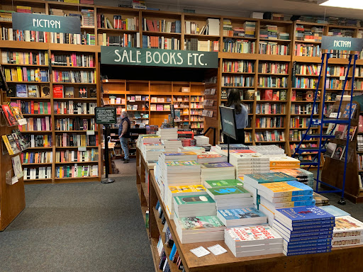Book Store «Politics & Prose Bookstore», reviews and photos, 5015 Connecticut Ave NW, Washington, DC 20008, USA
