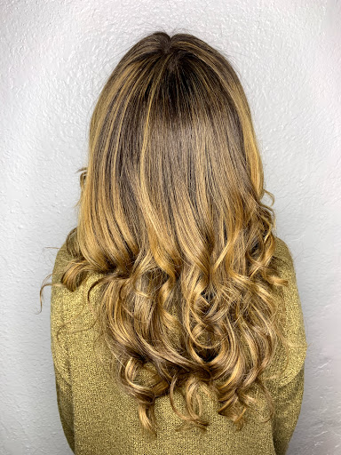 Hair Salon «Beauty Bar Salon & Spa», reviews and photos, 12950 E Colonial Dr, Orlando, FL 32826, USA