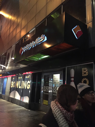 Bowling Alley «Frames Bowling Lounge», reviews and photos, 550 9th Ave, New York, NY 10018, USA