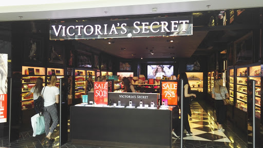 Victoria's Secret beauty & accessories