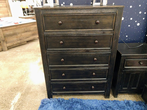 Furniture Store «Ashley Furniture HomeStore», reviews and photos, 3000 Gateway St #300, Springfield, OR 97477, USA