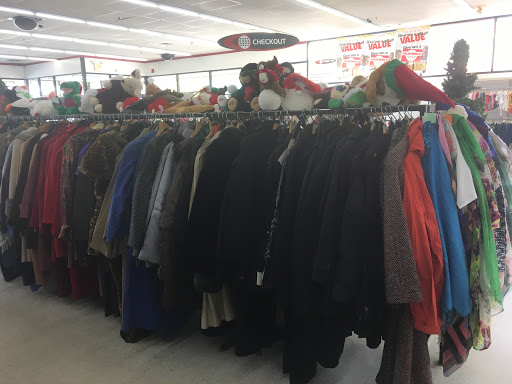 Thrift Store «Value World», reviews and photos, 11900 Detroit Ave, Lakewood, OH 44107, USA