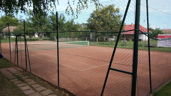 Hozzászólások és értékelések az Kis Teniszház-ról
