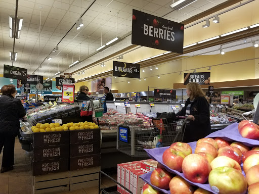 Supermarket «Super Stop & Shop», reviews and photos, 1600 Perrineville Rd, Monroe Township, NJ 08831, USA