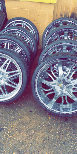 Tire Shop «Tire Discount», reviews and photos, 6970 Plank Rd, Baton Rouge, LA 70811, USA