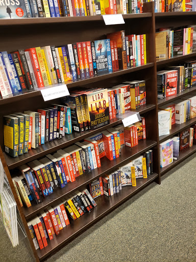 Book Store «Barnes & Noble», reviews and photos, 113 W County Center, Des Peres, MO 63131, USA