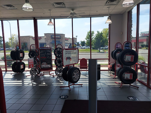 Tire Shop «Discount Tire Store - Draper, UT», reviews and photos, 89 E 12450 S, Draper, UT 84020, USA