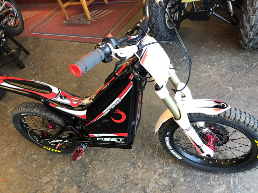 Honda Dealer «Parriott Motors Honda», reviews and photos, 1027 Pope St, St Helena, CA 94574, USA