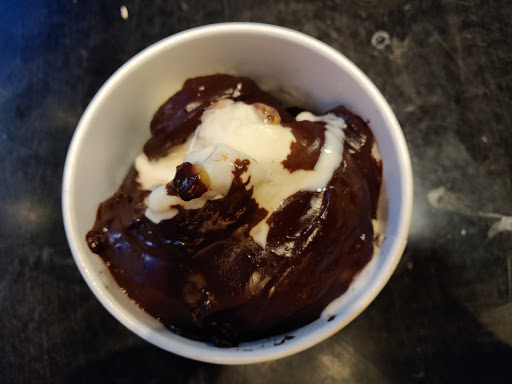 Ice Cream Shop «J.P. Licks», reviews and photos, 150 Charles St, Boston, MA 02114, USA