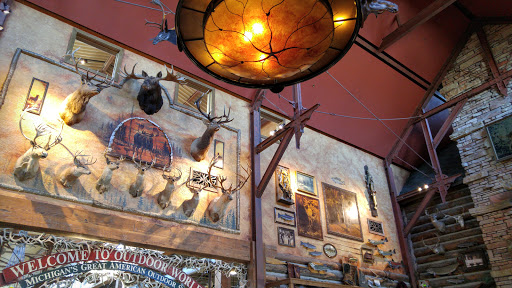 Sporting Goods Store «Bass Pro Shops», reviews and photos, 4500 Baldwin Rd, Auburn Hills, MI 48326, USA